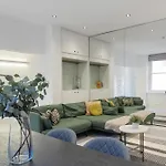 Heavenly Stays, Kensington, Luxurious 3-Bd Oasis