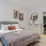 Heavenly Stays, Kensington, Luxurious 3-Bd Oasis