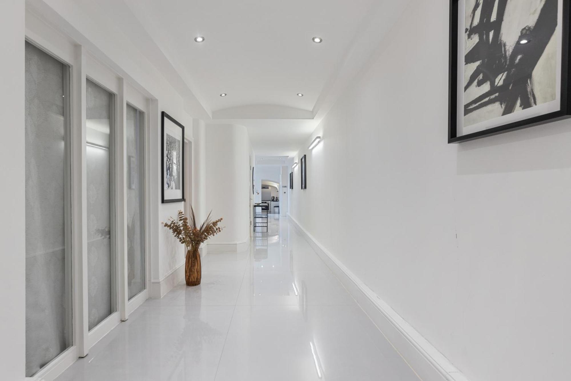 Heavenly Stays, Kensington, Luxurious 3-bd Oasis