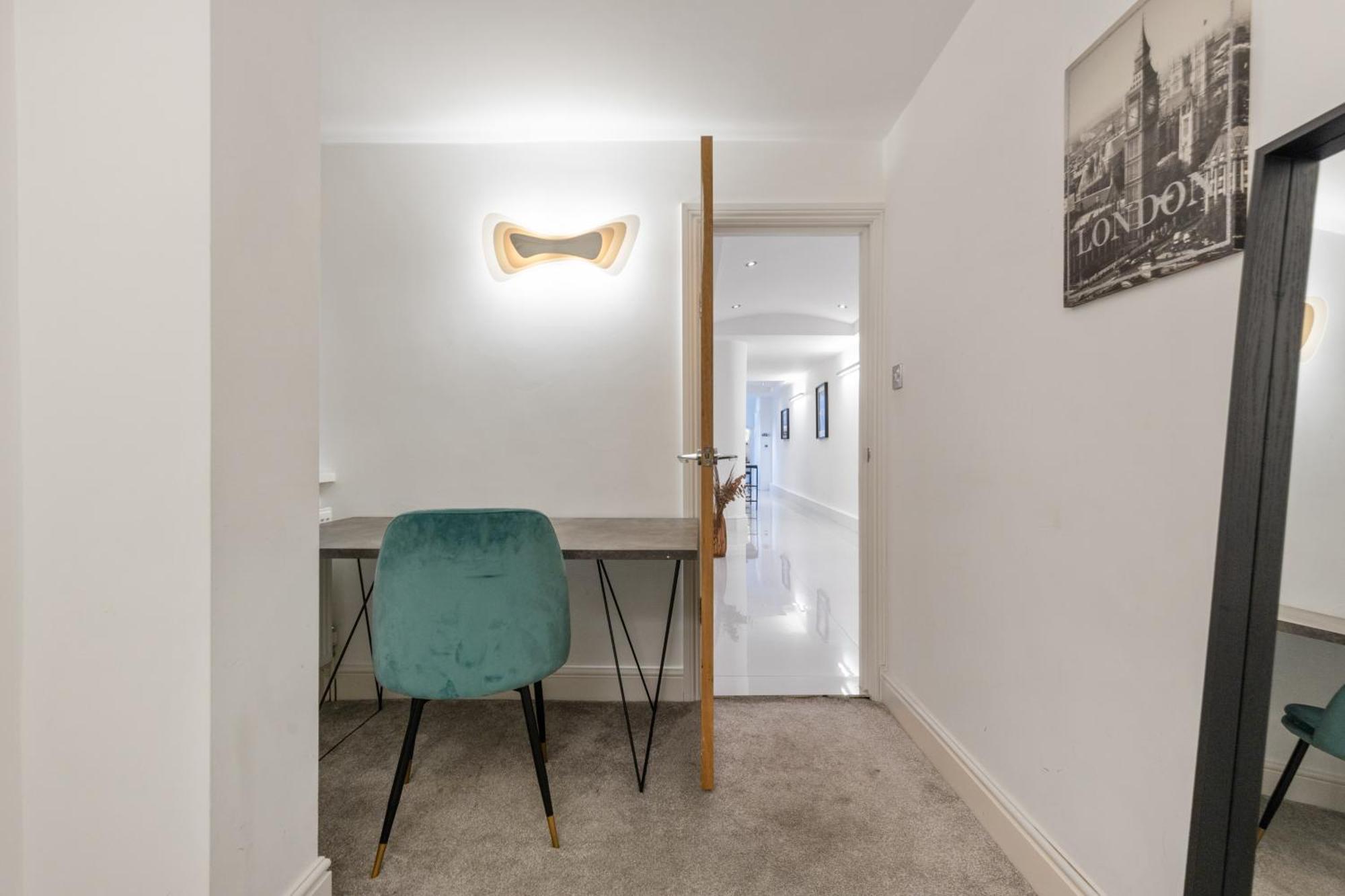 Heavenly Stays, Kensington, Luxurious 3-bd Oasis *